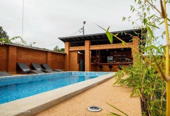 Assinie Lodge has Balcony rooms