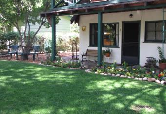 Kern Riverfront Lodge has Balcony rooms