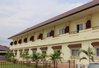 Avalon Apartment 2 allows 18 year olds to book a room