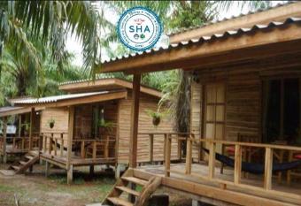 Mada Lanta Mai Keaw has Balcony rooms