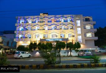 Hotel Chanakya has Balcony rooms
