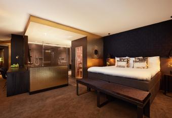 Van der Valk Hotel Groningen-Hoogkerk has Balcony rooms