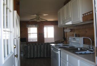 Virginia Landing Camping Resort Cabin 19 has Balcony rooms