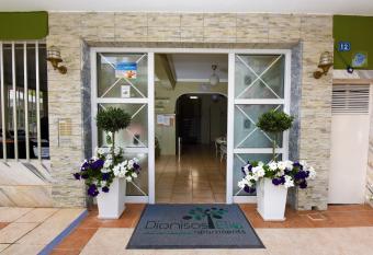 Dionisos Elia has Balcony rooms