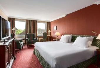 NH Brugge allows 18 year olds to book a room