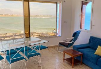 2 bedrooms appartement at Bouznika 20 m away from the beach with sea view shared pool and furnished balcony has Balcony rooms