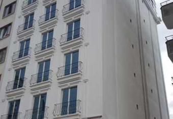 Nana Hotel has Balcony rooms