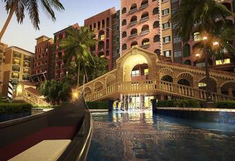 Venetian Signature Resort Pattaya has Balcony rooms