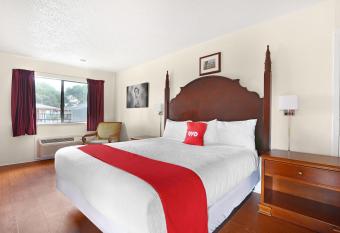 Americas Best Value Inn Lockhart Tx has Smoking rooms