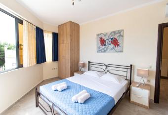 Apartments Efi has Balcony rooms