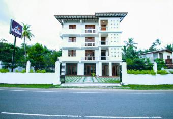 Hotel Romaya has Balcony rooms