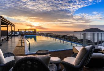 Aguila Hotel Jeju Oceano Suite has Balcony rooms