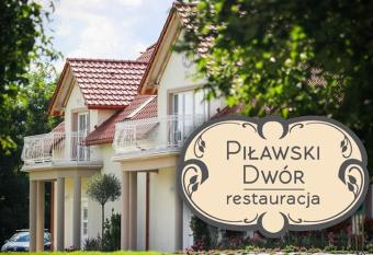 Pi  awski Dw  r has Balcony rooms