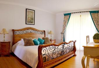 La Perla Hotel allows 18 year olds to book a room