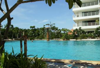 View Talay 5 at Nong Apartment allows 18 year olds to book a room