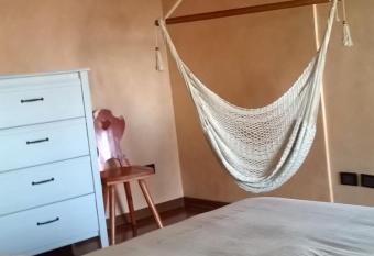 Casa Maia has rooms with a private hot tub