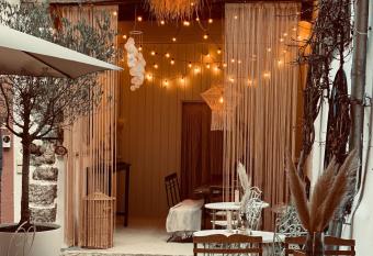 Heart Ferienwohnungen has Balcony rooms