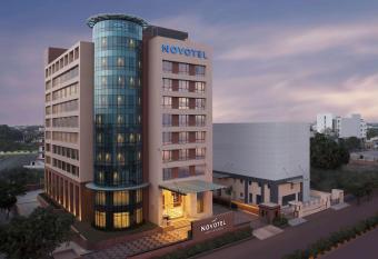 Novotel Lucknow Gomti Nagar allows 18 year olds to book a room