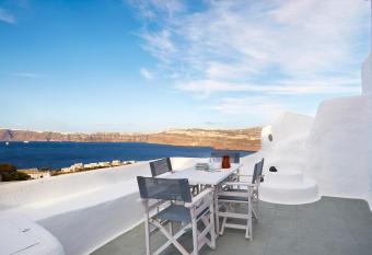 Joy House has Balcony rooms