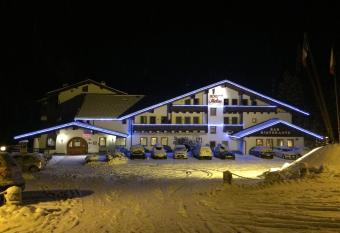 Hotel Molino has Balcony rooms
