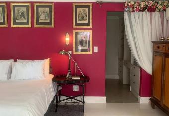 Residence William French allows 18 year olds to book a room