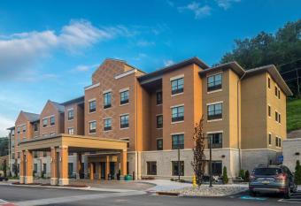 Best Western Plus Franciscan Square Inn and Suites Steubenville allows 18 year olds to book a room