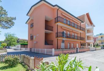 Appartamenti Calligher has Balcony rooms