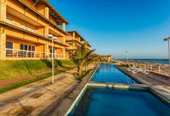 Dream Away Urua   Beach Residences has rooms with a private hot tub