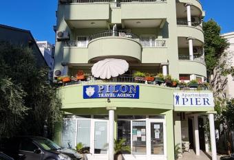 Apartments Pier has Balcony rooms