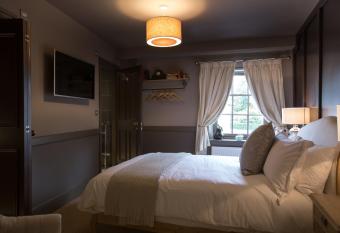 The Minster Arms allows 18 year olds to book a room