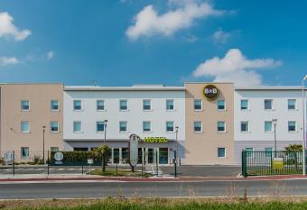 B&B HOTEL Royan La Palmyre allows 18 year olds to book a room