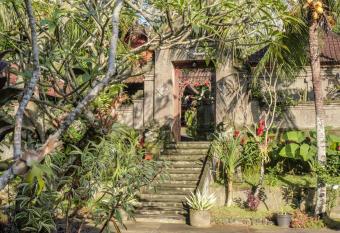 Bramasa Ubud Guest House allows 18 year olds to book a room