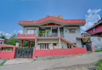 Holidayincoorg Cozy Nest allows 18 year olds to book a room