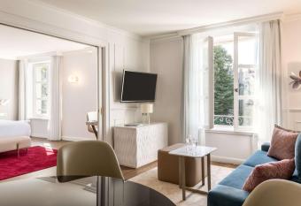 NH Collection Brussels Grand Sablon allows 18 year olds to book a room