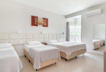 Pousada Aconchego allows 18 year olds to book a room