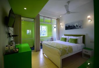 Thilhara Days Inn allows 18 year olds to book a room