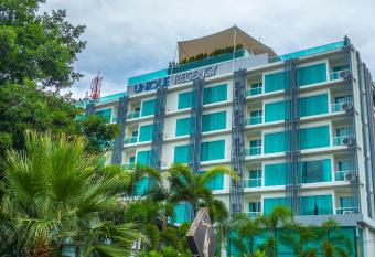 Unique Regency Pattaya has Balcony rooms