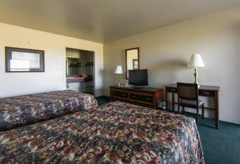 Budget Motel allows 18 year olds to book a room