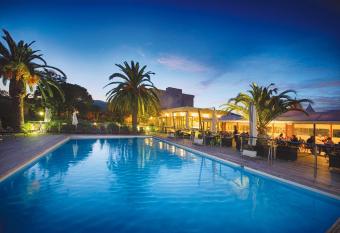 H  tel Spa Restaurant La Madrague has Balcony rooms