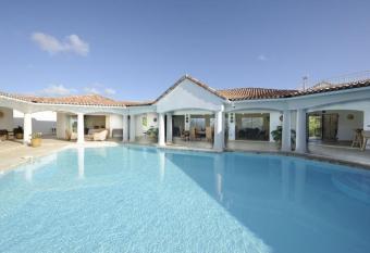 5 bedrooms villa at Saint Martin 200 m away from the beach with sea view private pool and furnished garden has Balcony rooms