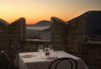 Hotel Castello di Giuliano has Balcony rooms