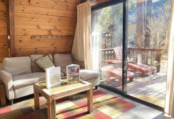 A-Frame of Mind has Balcony rooms