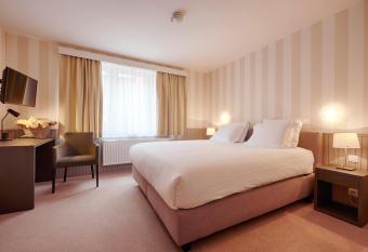 Hotel  t Putje allows 18 year olds to book a room