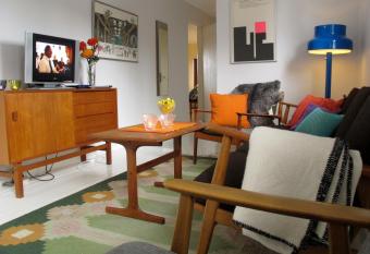 Bo p   Lanthandel has Balcony rooms