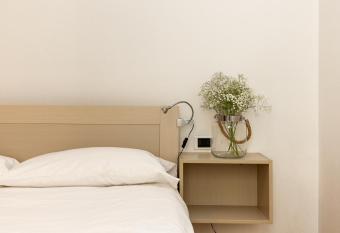 Yourbanflat Altinate allows 18 year olds to book a room