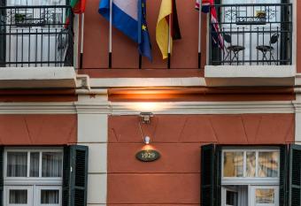 Old Town Inn has Balcony rooms