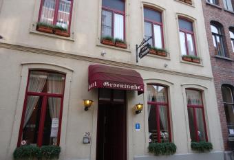 Hotel Groeninghe allows 18 year olds to book a room