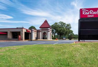 Red Roof Inn Petersburg - Fort Lee allows 18 year olds to book a room