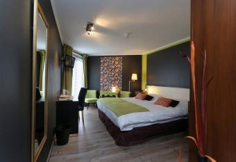 Hotel Myrtilles has Balcony rooms