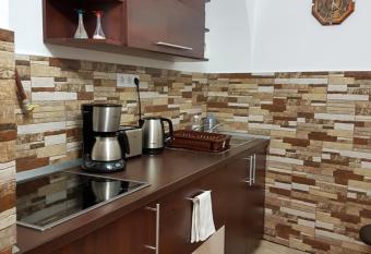 Casa Graef has rooms with a private hot tub